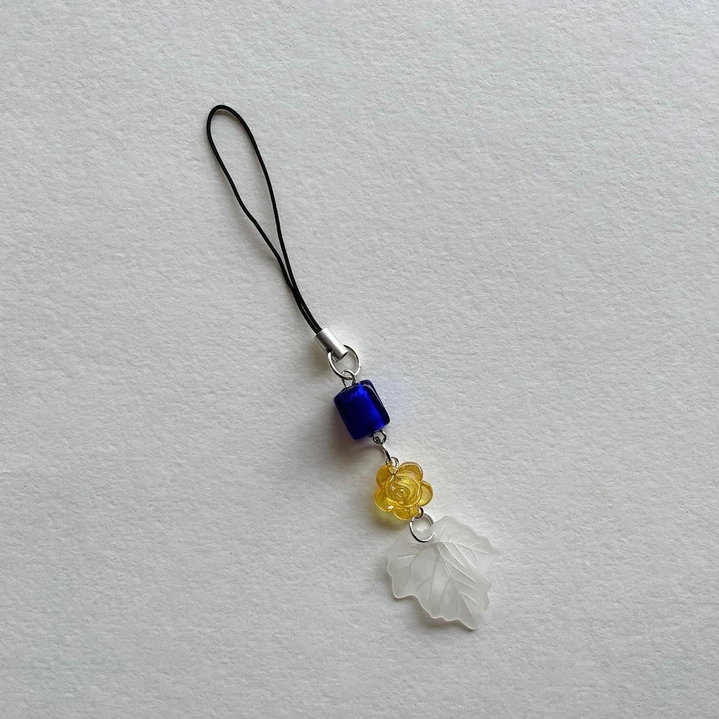 🍁 phone/bag charm ✨
