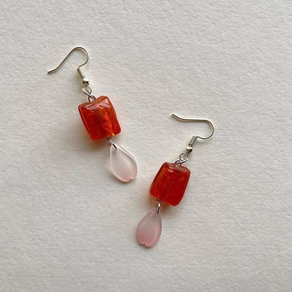 Tangerine + petal earrings ✨