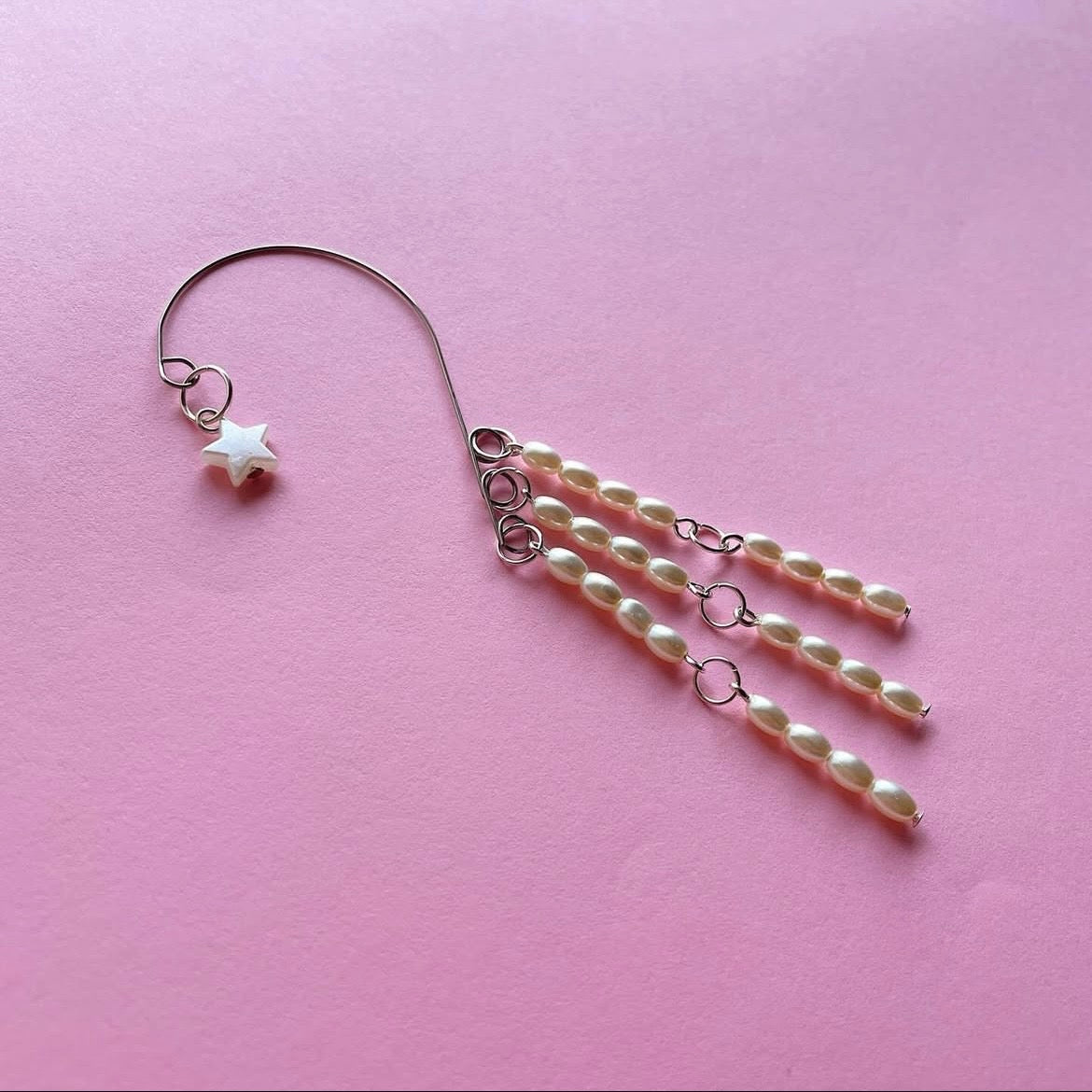 Oval pearls ⭐️ ear cuff ✨