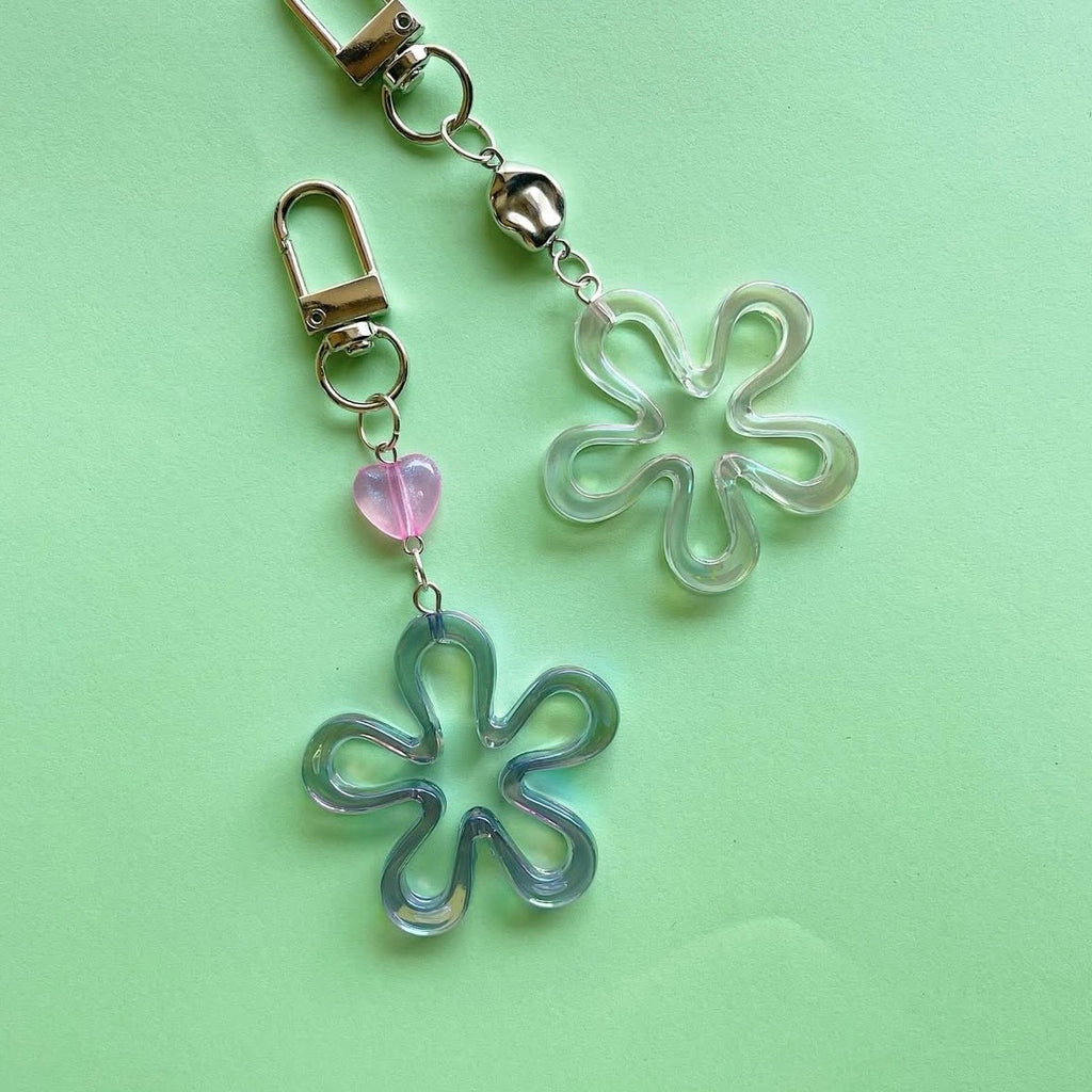 Big flower keychains ✨