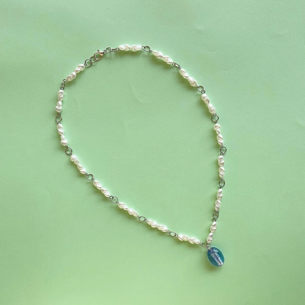 Mini hearts + blue pendant necklace ✨