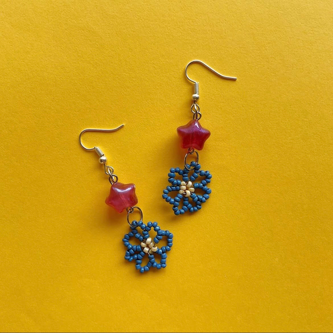 Handmade flower ⭐️ earrings ✨