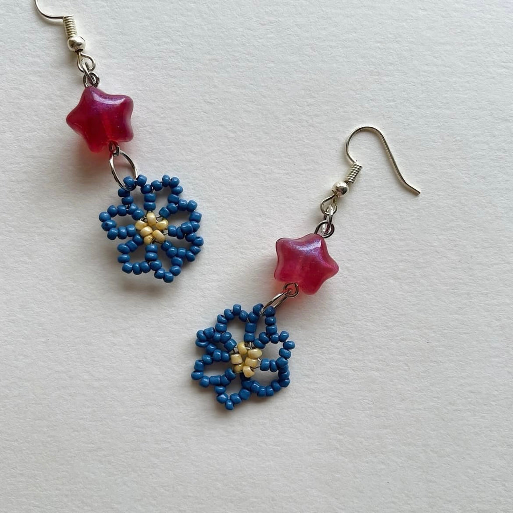Handmade flower ⭐️ earrings ✨