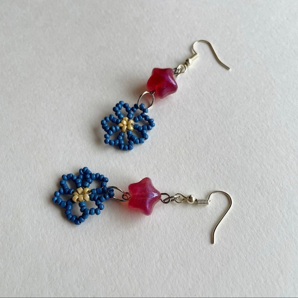 Handmade flower ⭐️ earrings ✨