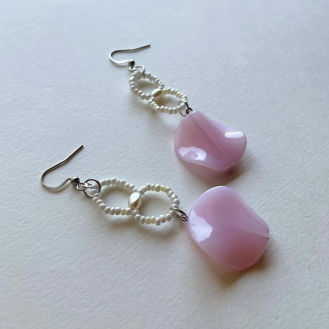 Rose petal beaded earrings ✨