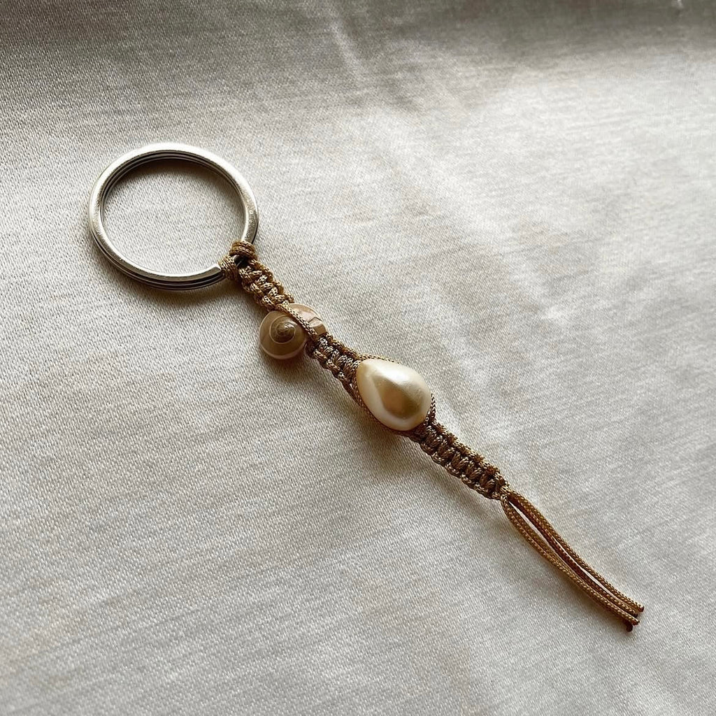 "Gifts from the ocean" beaded tassel keychain ✨