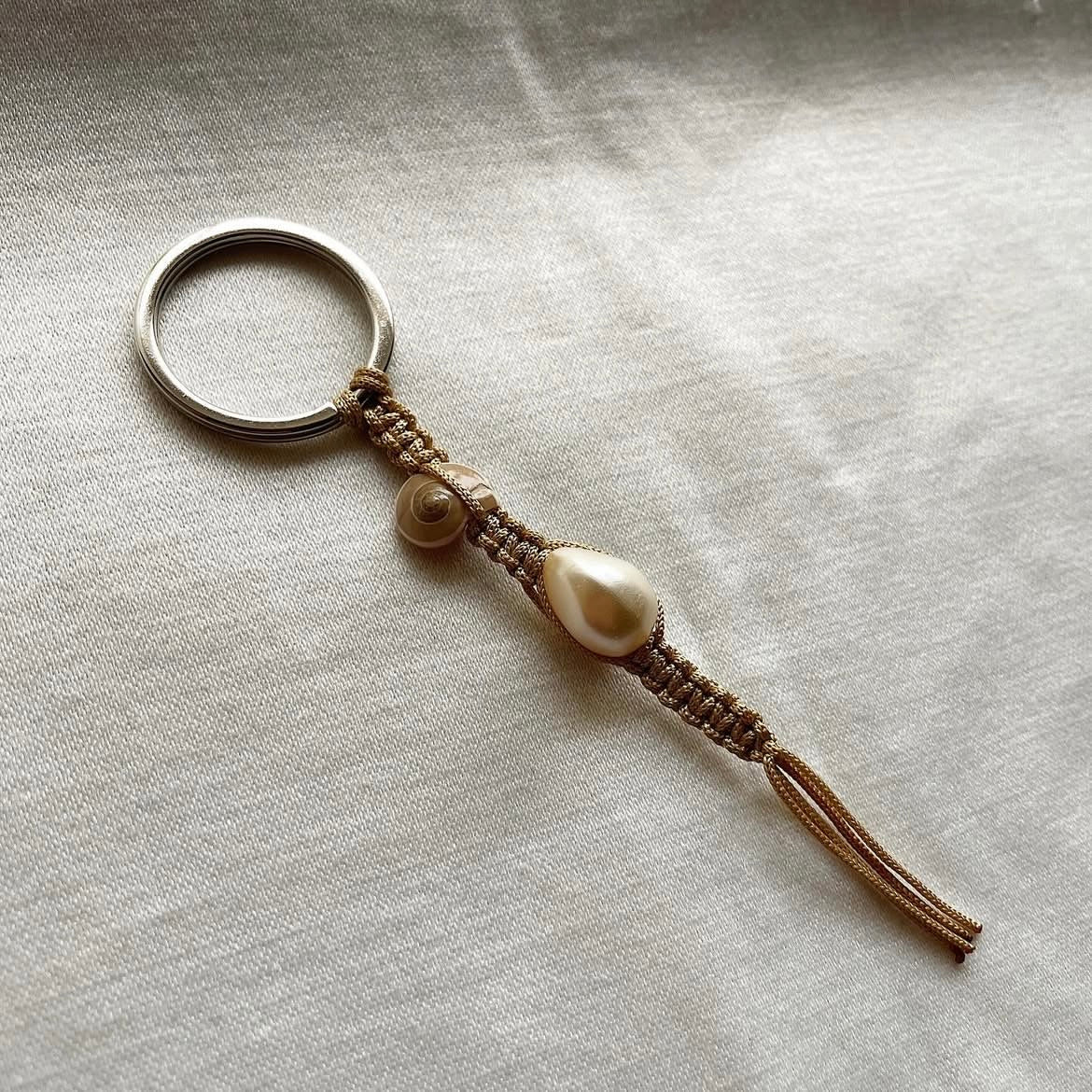 "Gifts from the ocean" beaded tassel keychain ✨