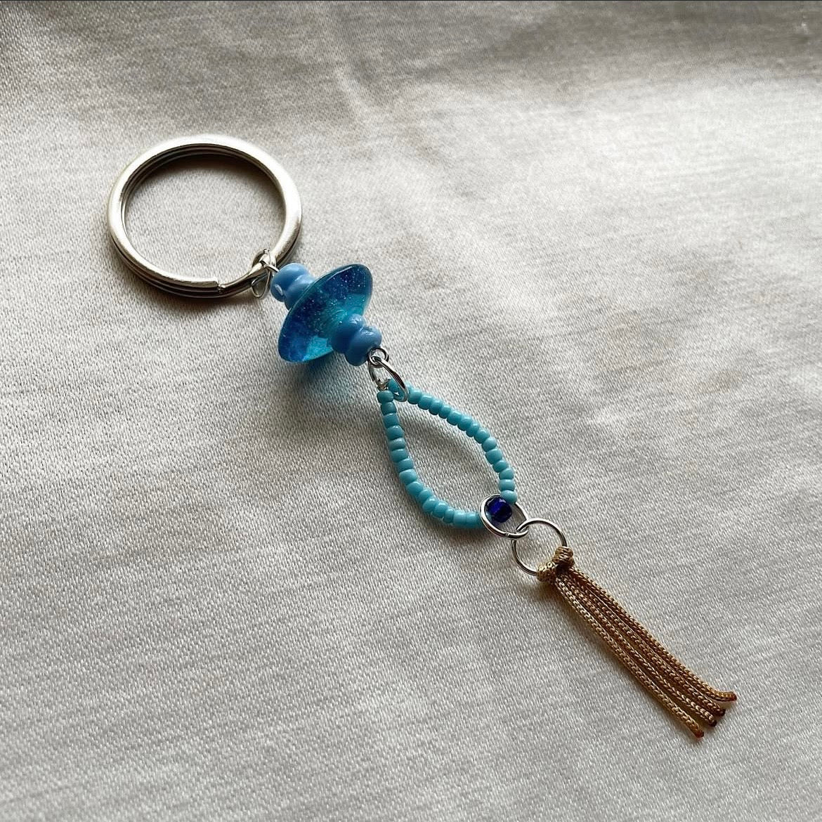 Sky tones beaded tassel keychain ✨