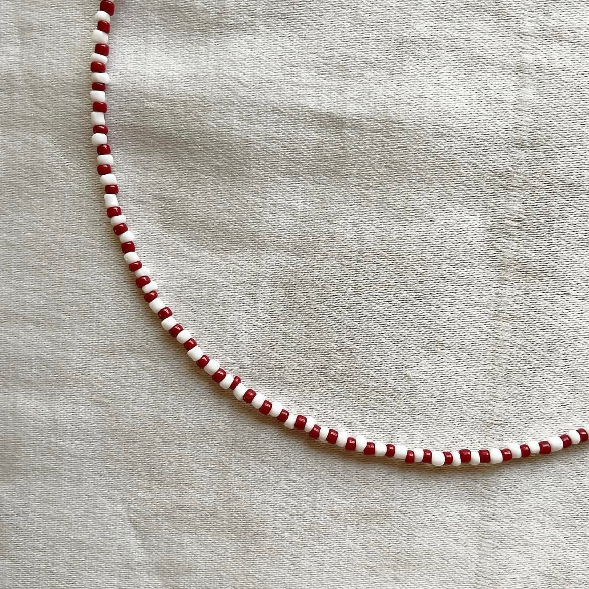 Candy cane beaded necklace ✨