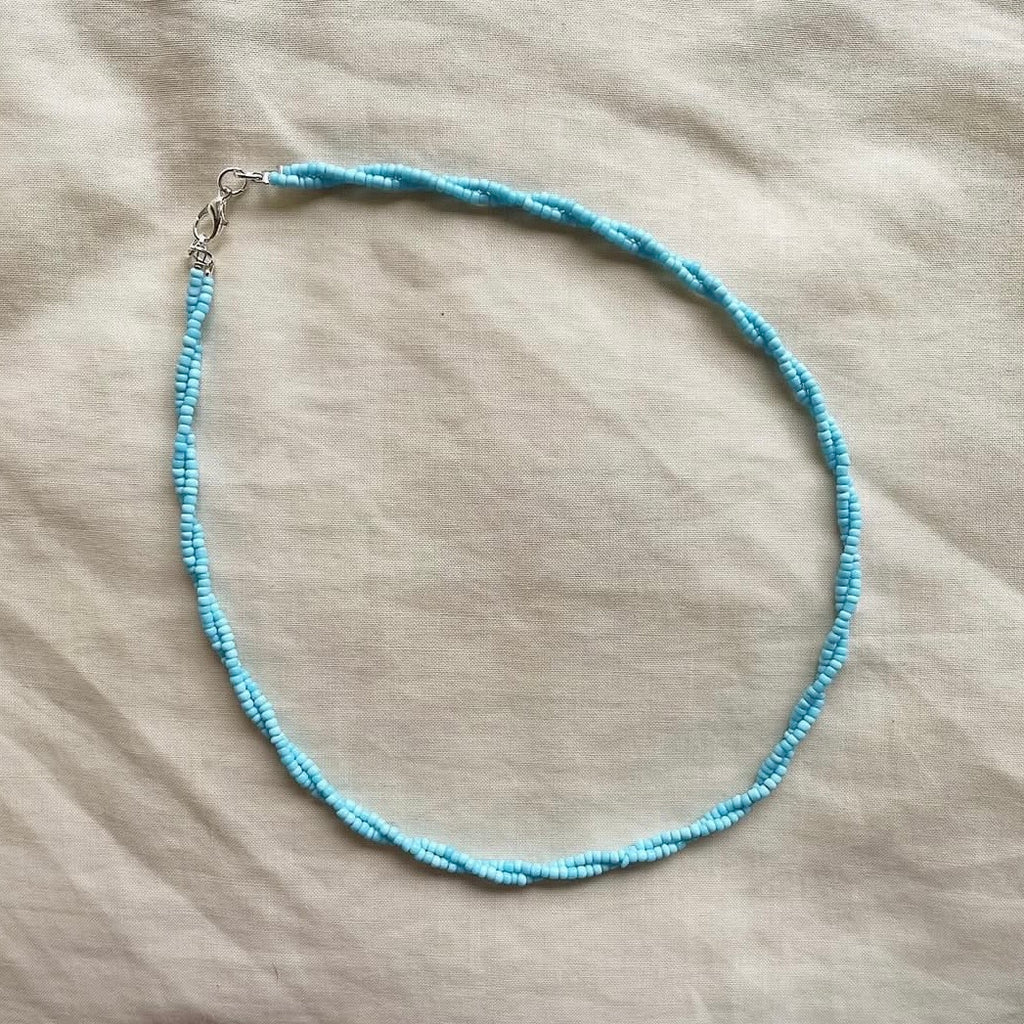 Twisted sky beaded necklace ✨