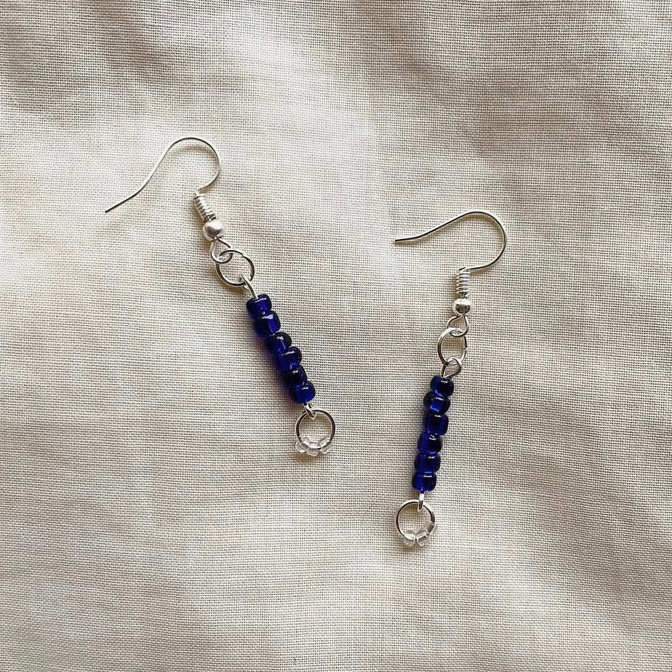 Midnight blue earrings ✨
