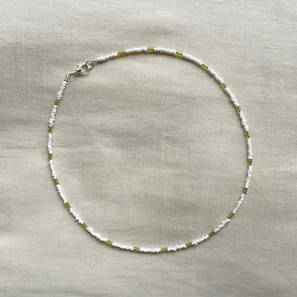 White & fern basic beaded necklace ✨