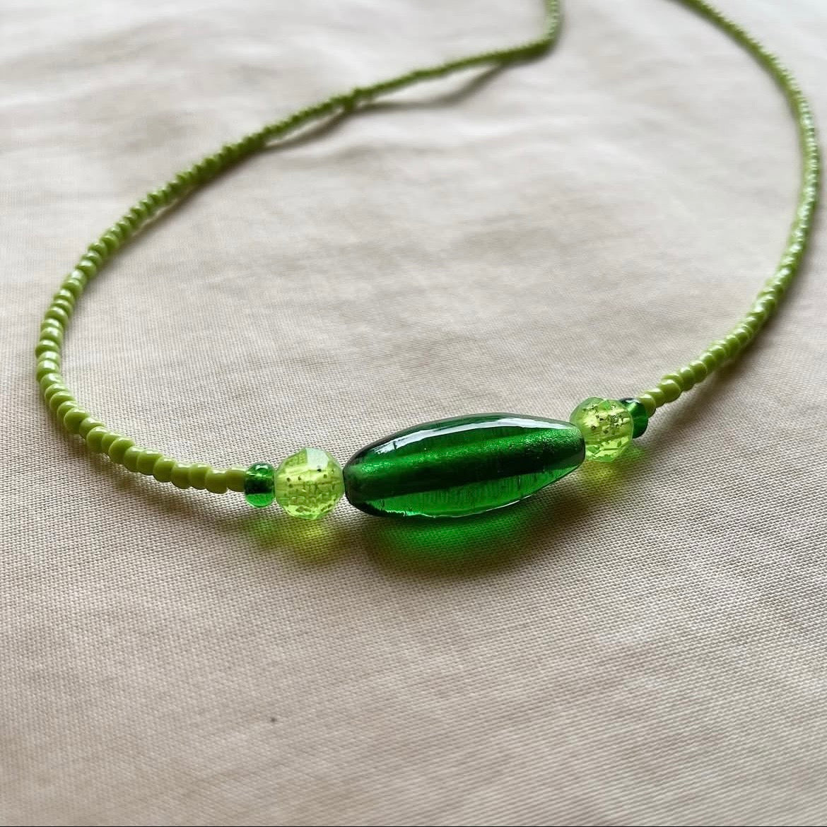 Big green bead necklace ✨