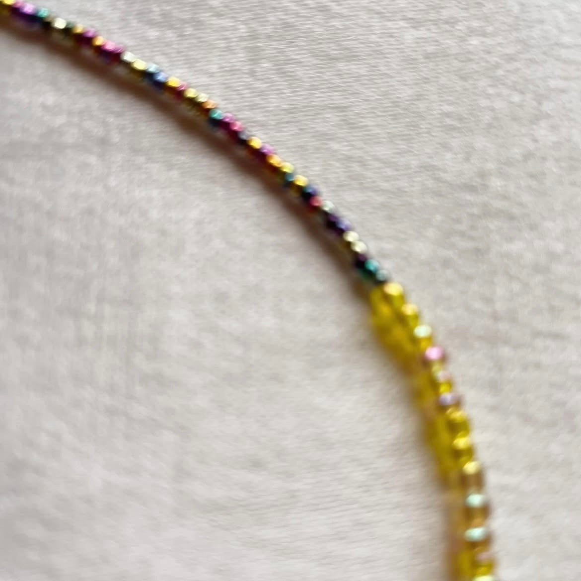 Multicoloured lemon beaded necklace ✨
