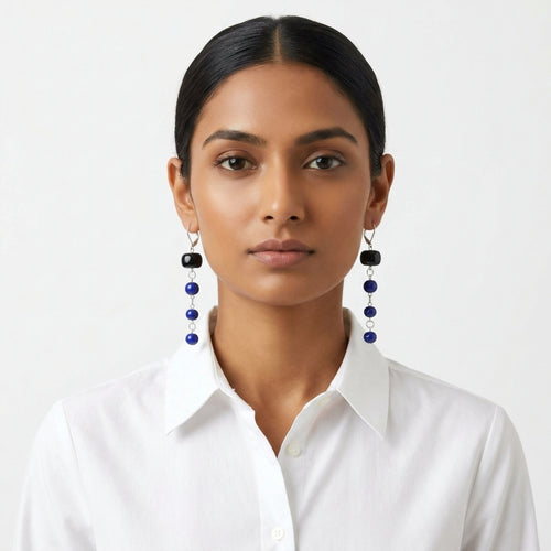 Black & blue beaded earrings ✨