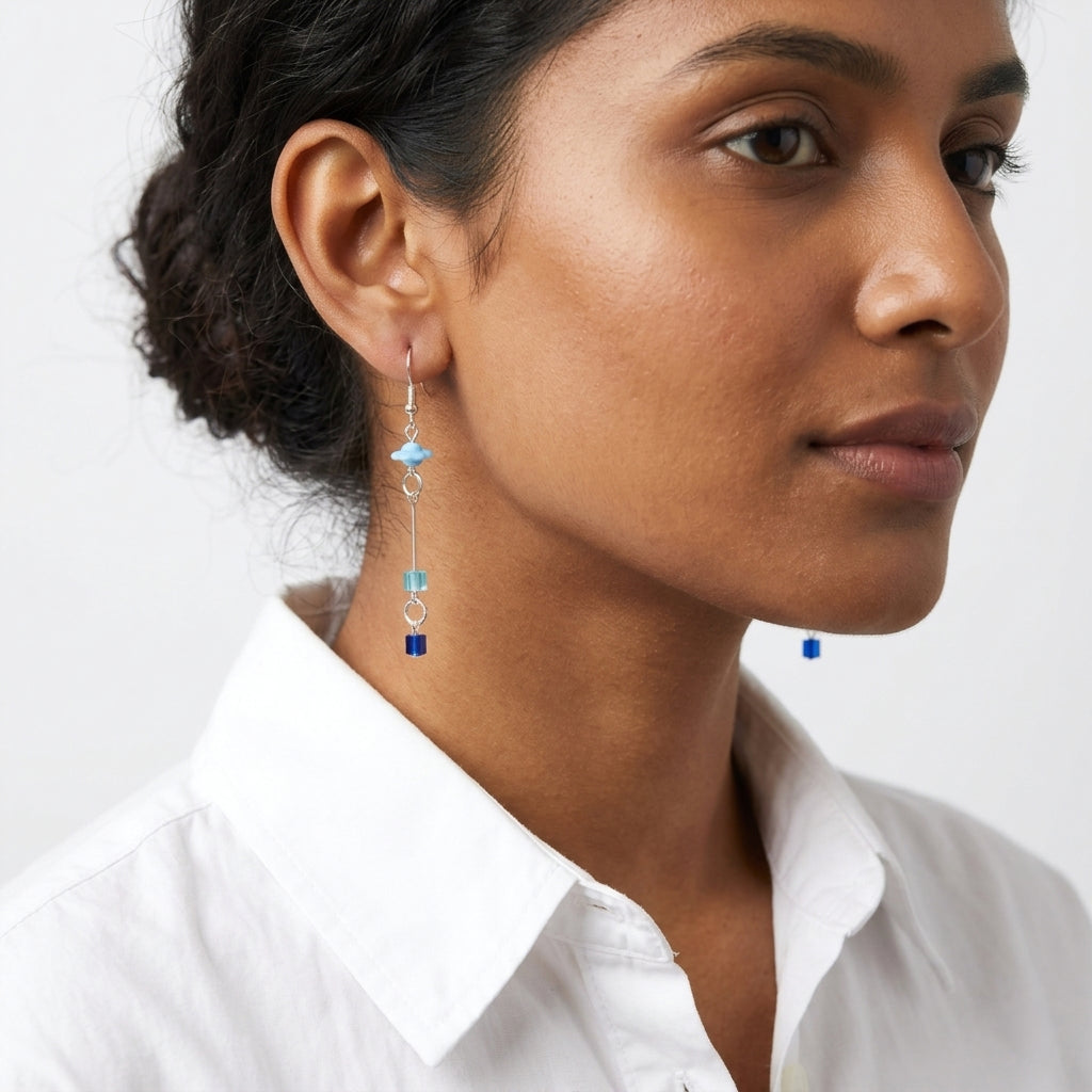 Blue tones beaded earrings ✨