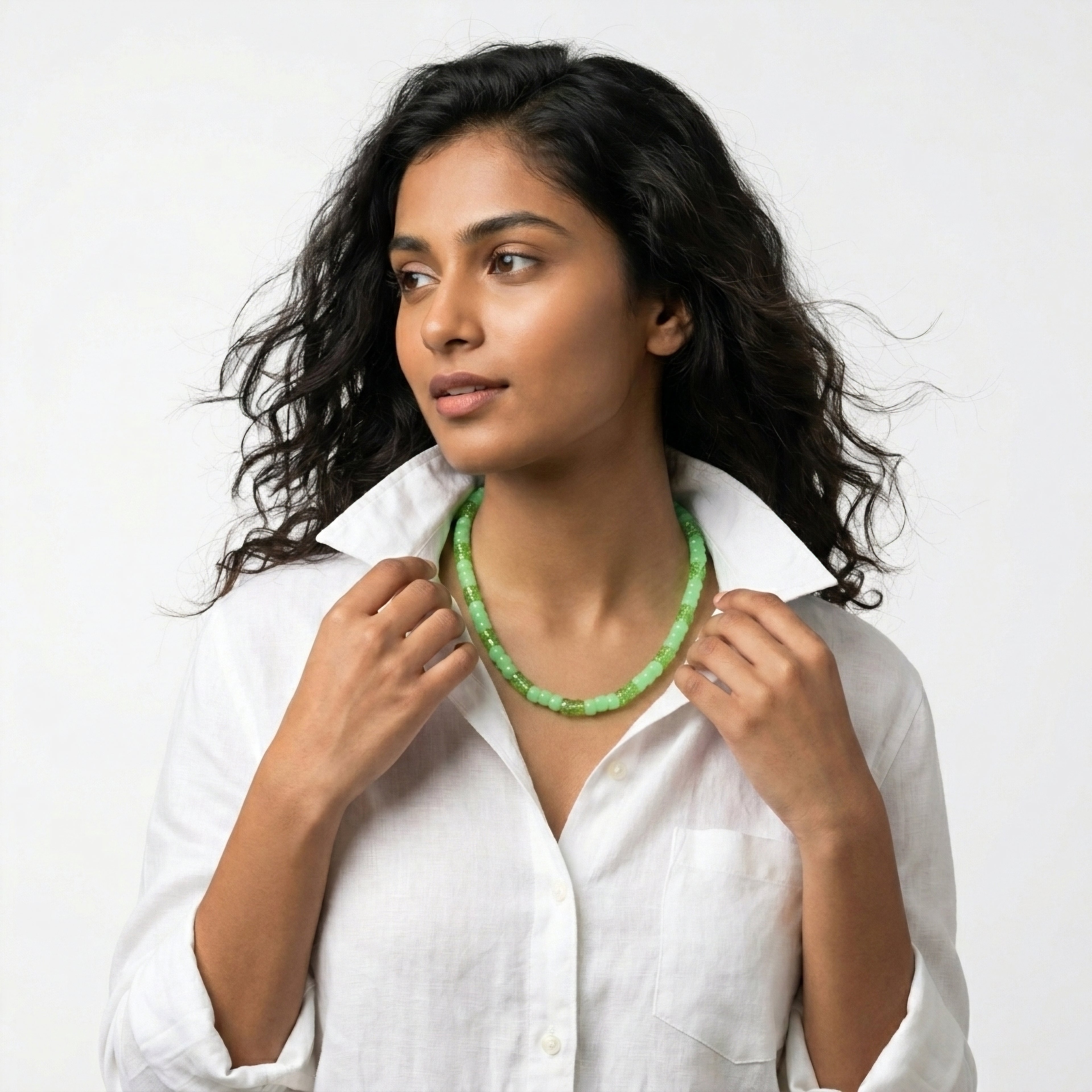 Chunky green beaded necklace ✨