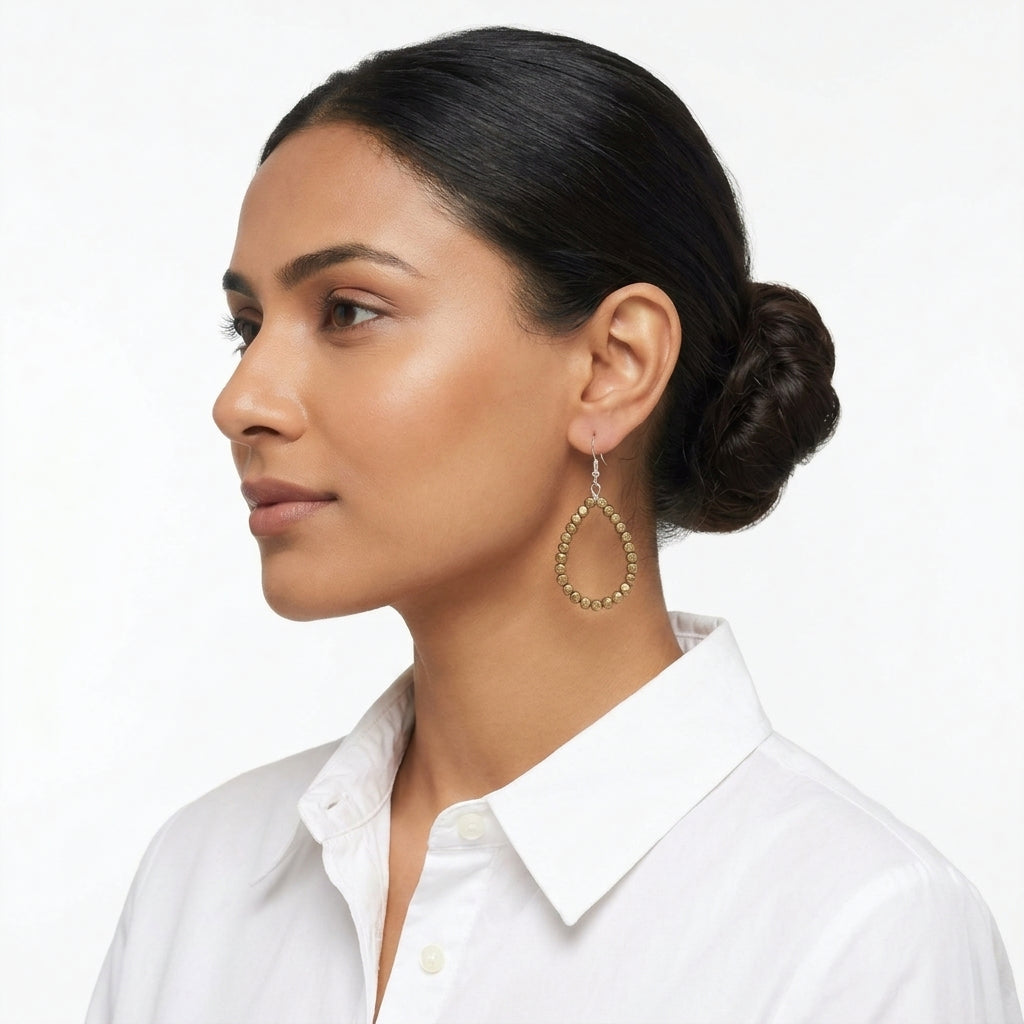Muted gold loop beaded earrings ✨