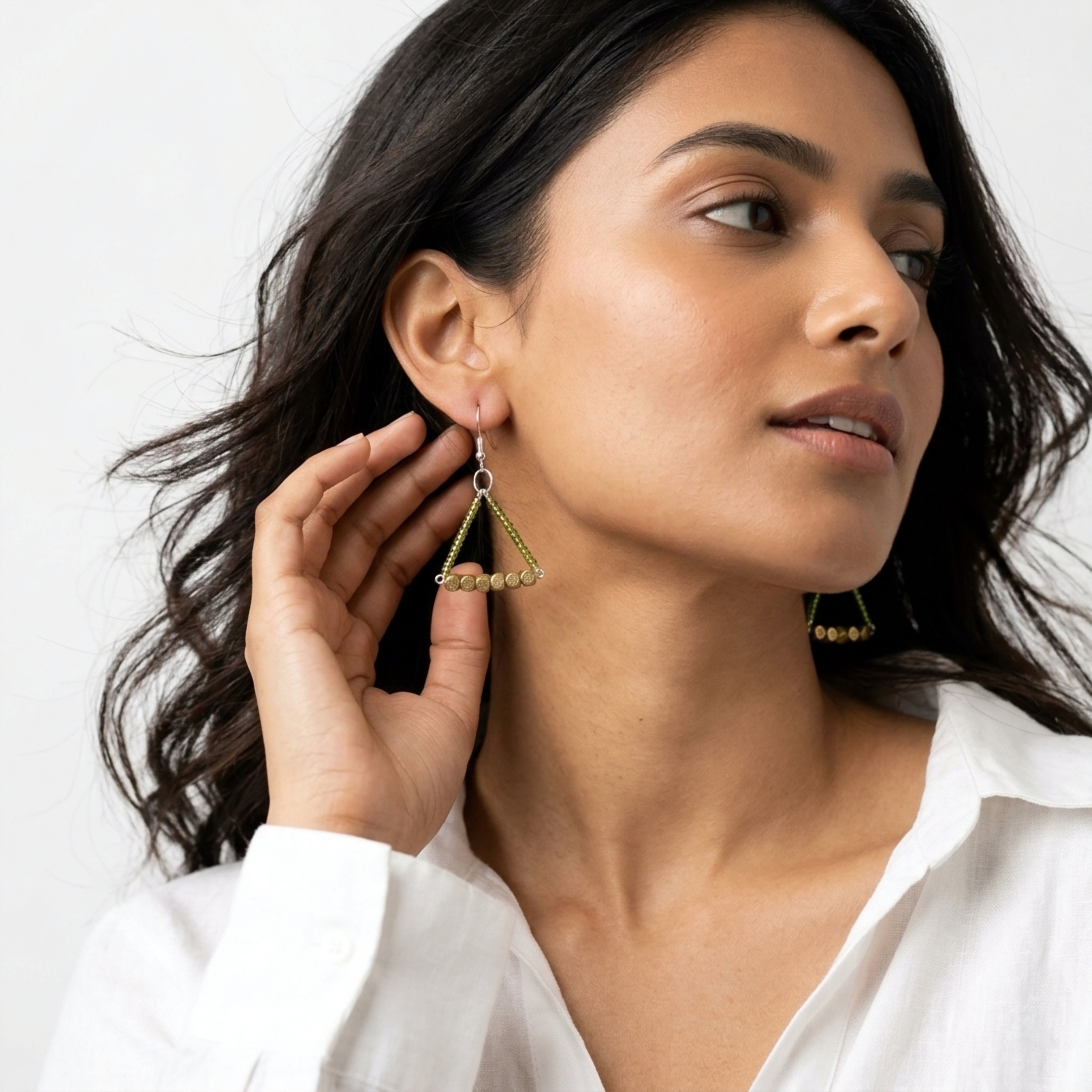 Triangular beaded earrings ✨