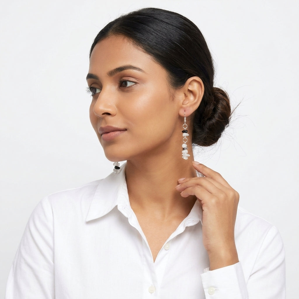 Monochrome stacked beaded earrings ✨