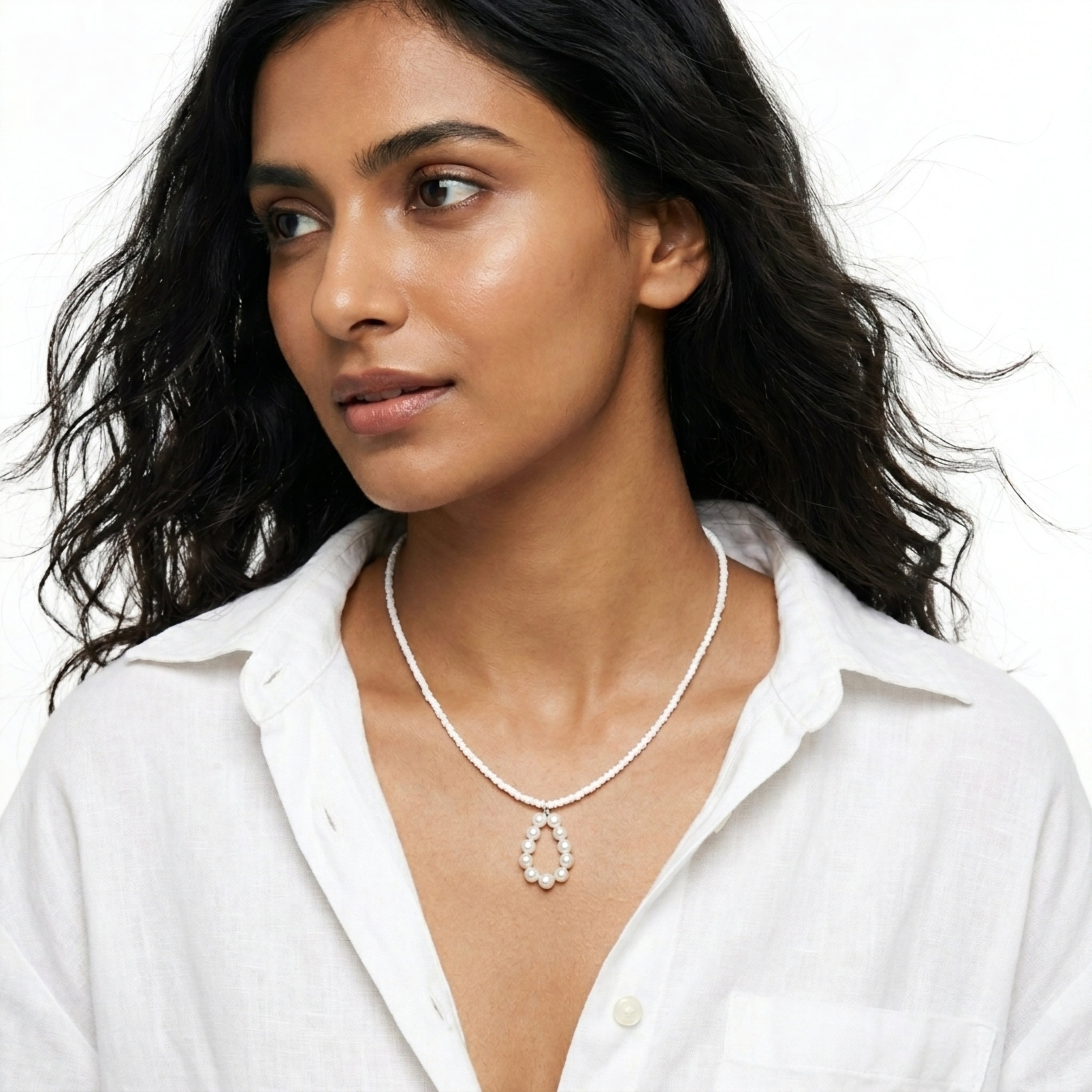 Pearl loop beaded necklace ✨