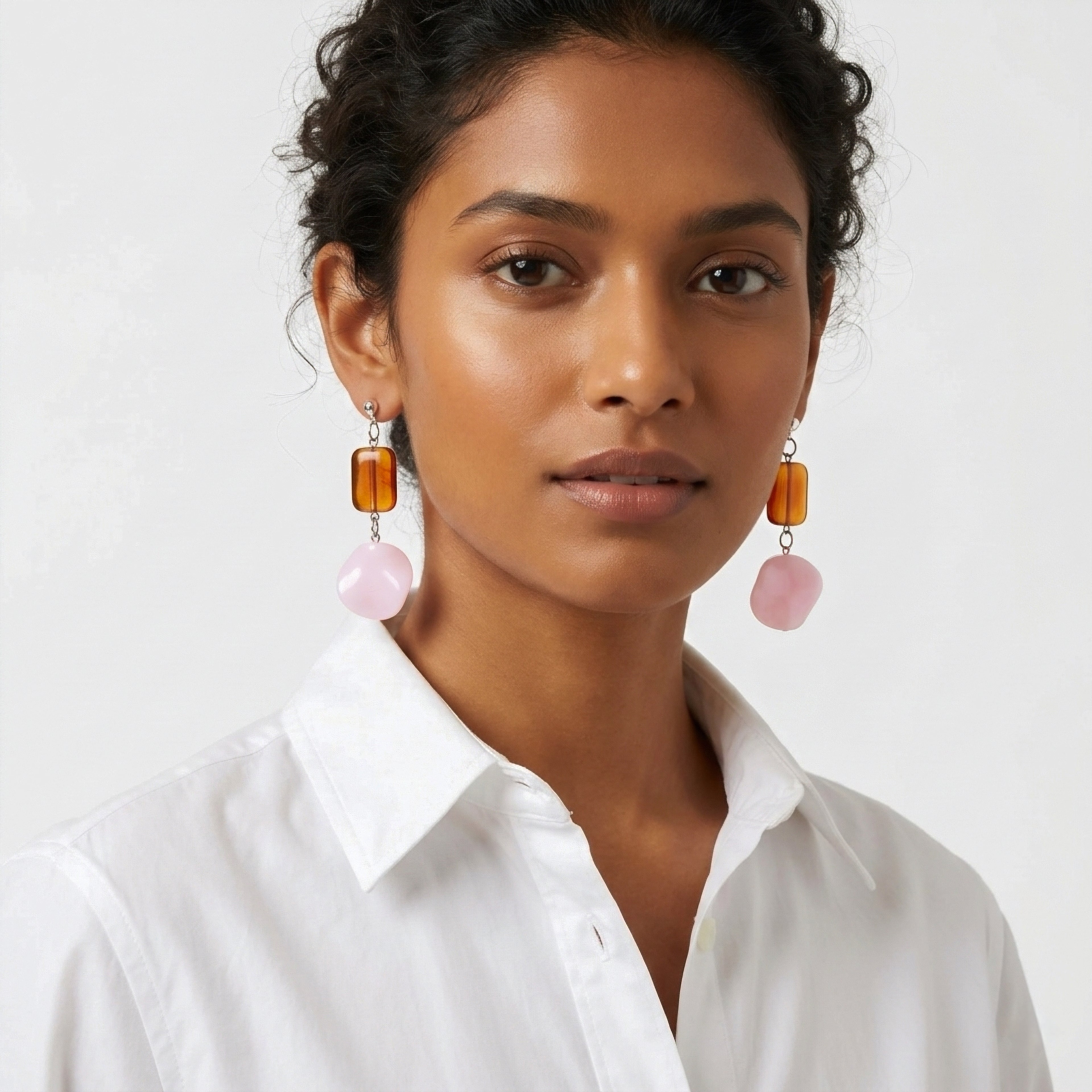 Caramel & rose beaded earrings ✨
